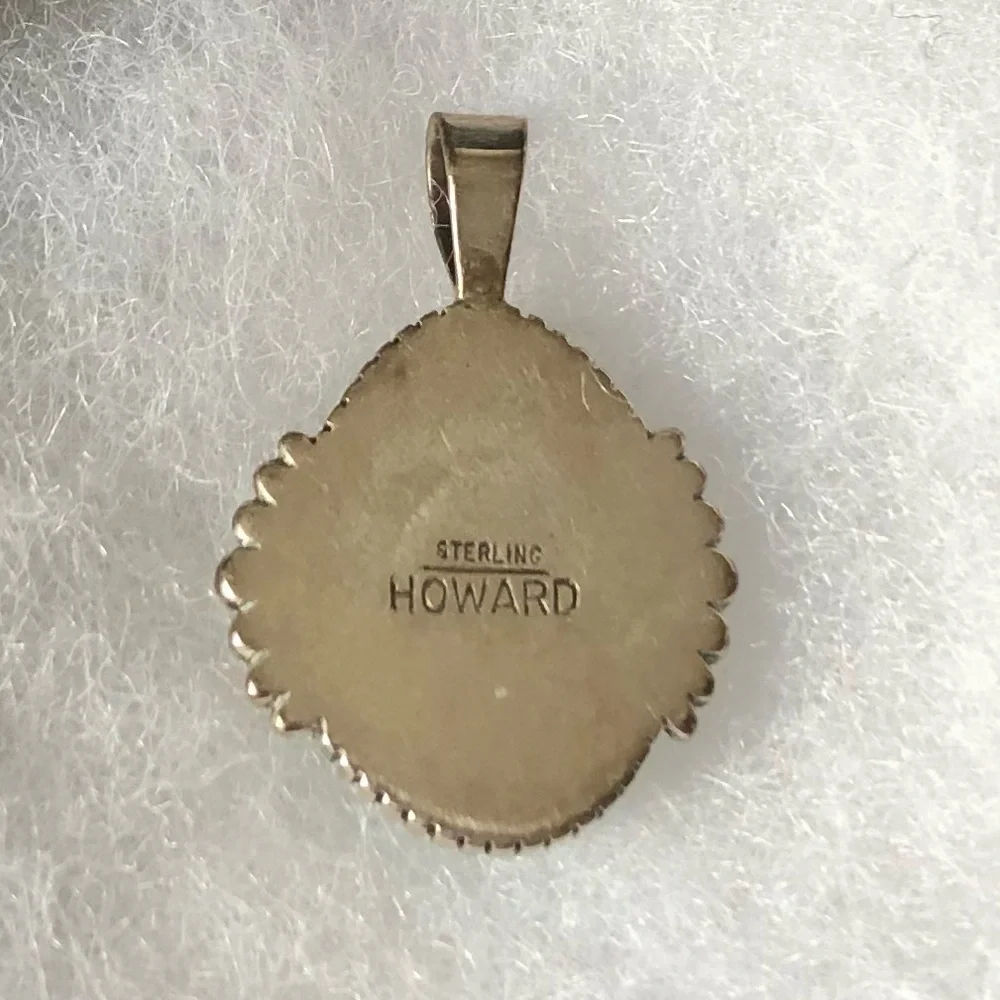 Signed Navajo turquoise and Sterling pendant - Picture 8 of 14